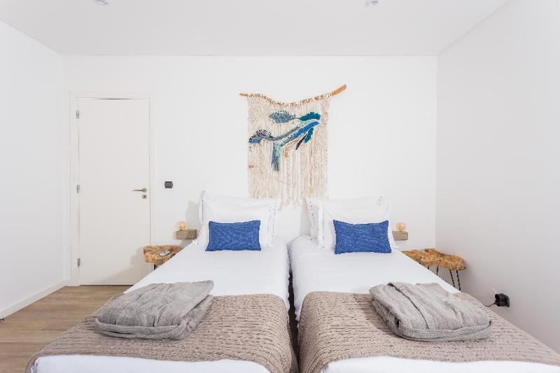 White Exclusive Suites & Villas Lagoa  Bilik gambar